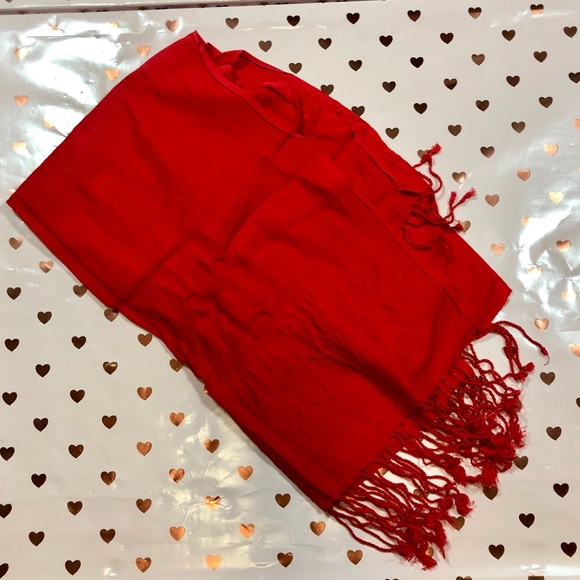 Red Pashmina - Picture 1 of 4